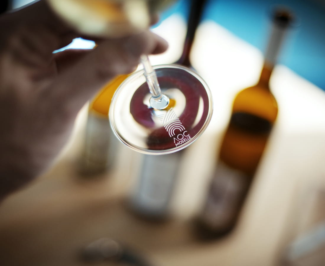 Verre de vin AOC Moselle