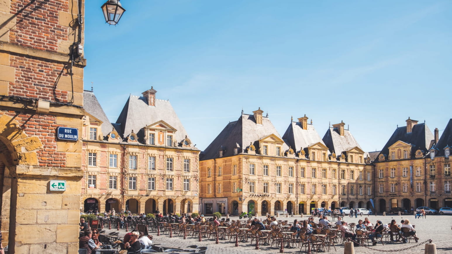 La place Ducale de Charleville-Mézières