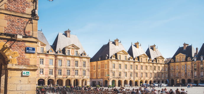 La place Ducale de Charleville-Mézières