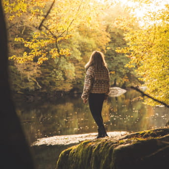 Balade le long de l&#039;eau