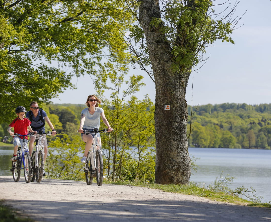 Vélo dans les Vosges Lac de Bouzey