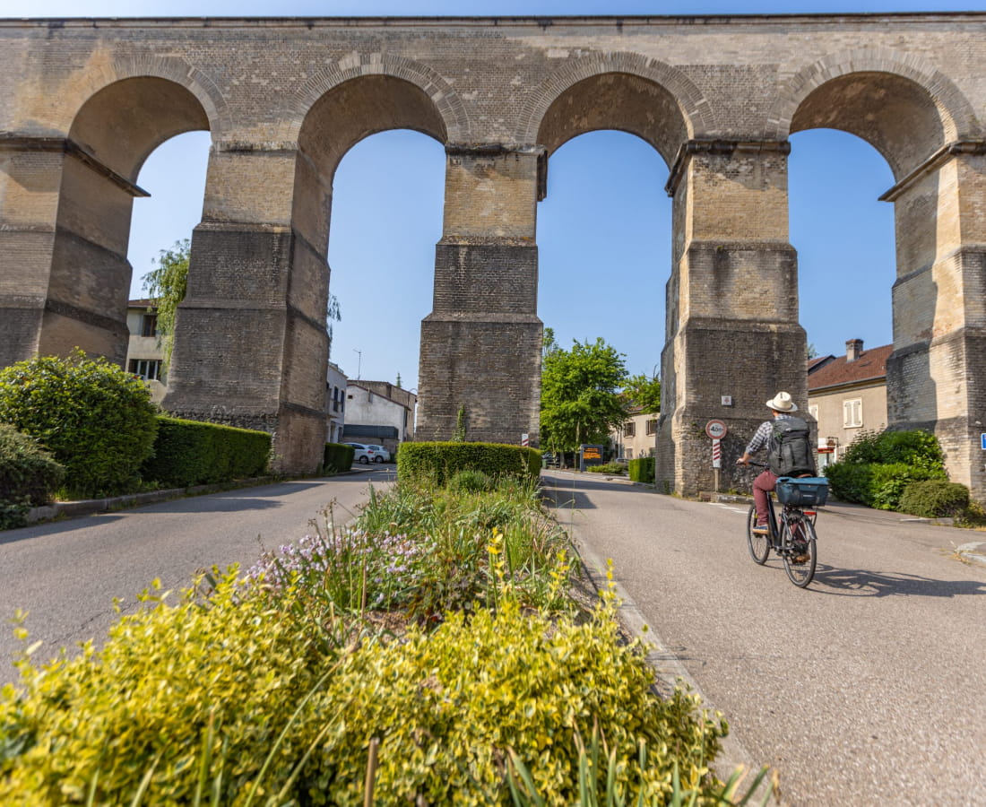 Aqueduc romain à Jouy-aux-Arches
