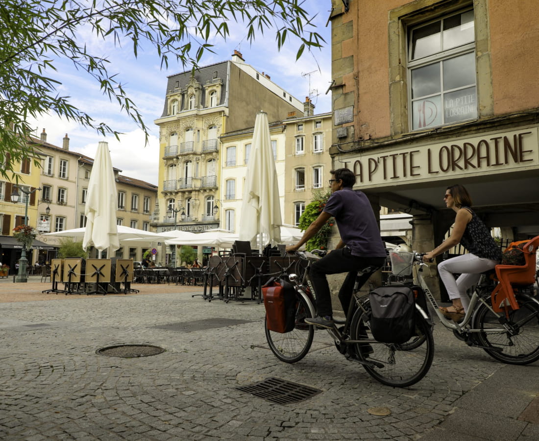 Place des Vosges à Epinal